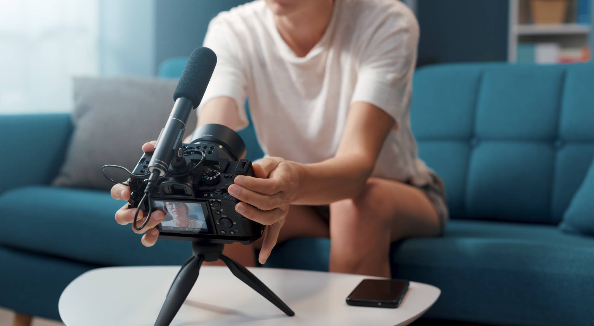 Create Incredible and Inexpensive Talking Head Videos Create Incredible and Inexpensive Talking Head Videos